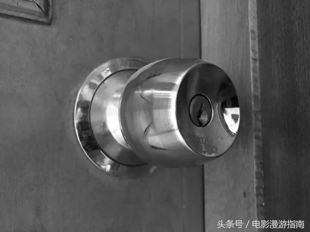 有姑娘出20w让我去香港找条狗，绑匪说：要30w——我Tony还亏了6W