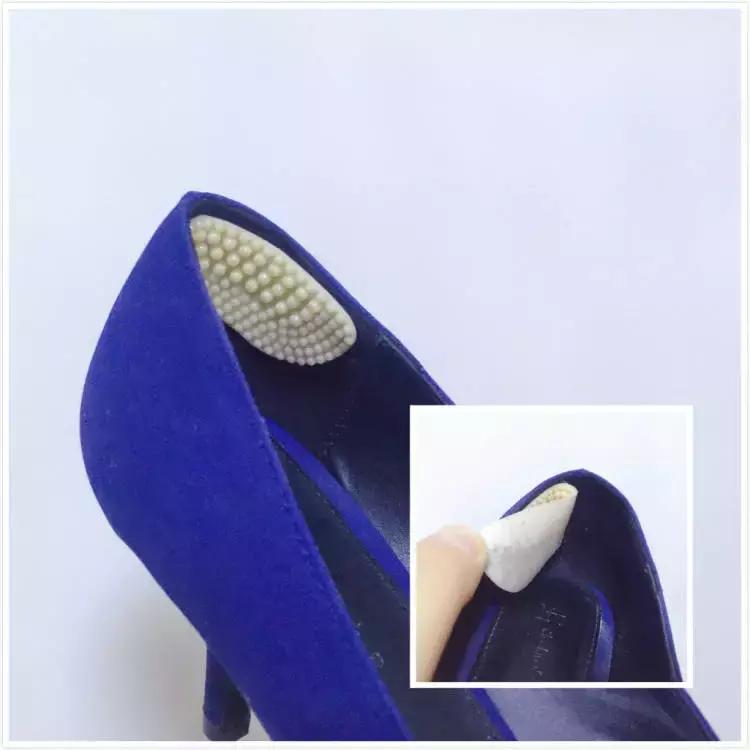 九款续命磨脚贴真人测评，最后赢的竟然是国货！