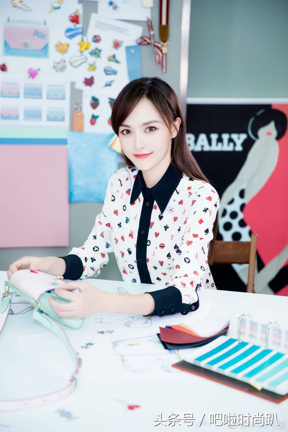 女明星转行设计包，刘诗诗的可爱百搭，baby的一个10万只展览不卖