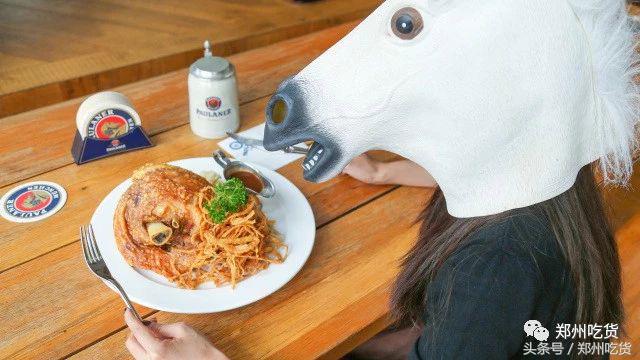 爽爆了！CBD如意湖畔世界杯免费看！啤酒、音乐一个不能少！