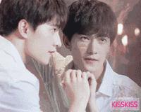 每个女人都缺少一支口红,每个女人的包包里都缺一支口红