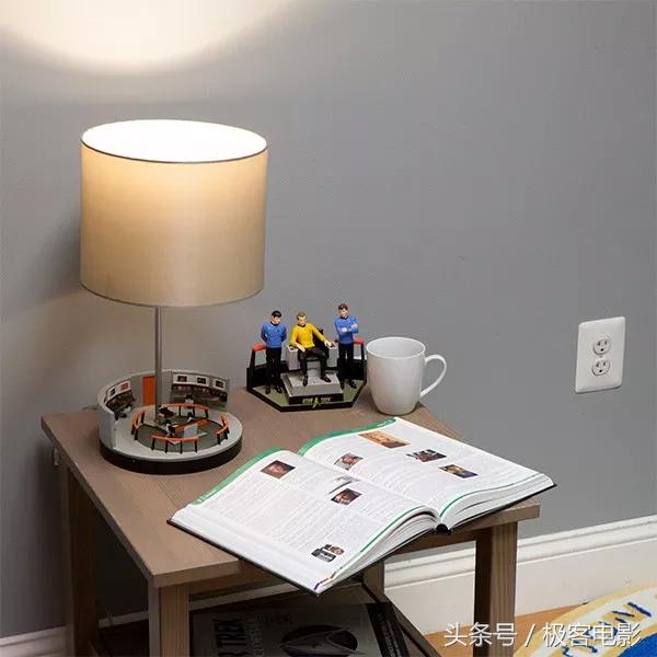 vr眼镜的充电头,vr眼镜无线充电