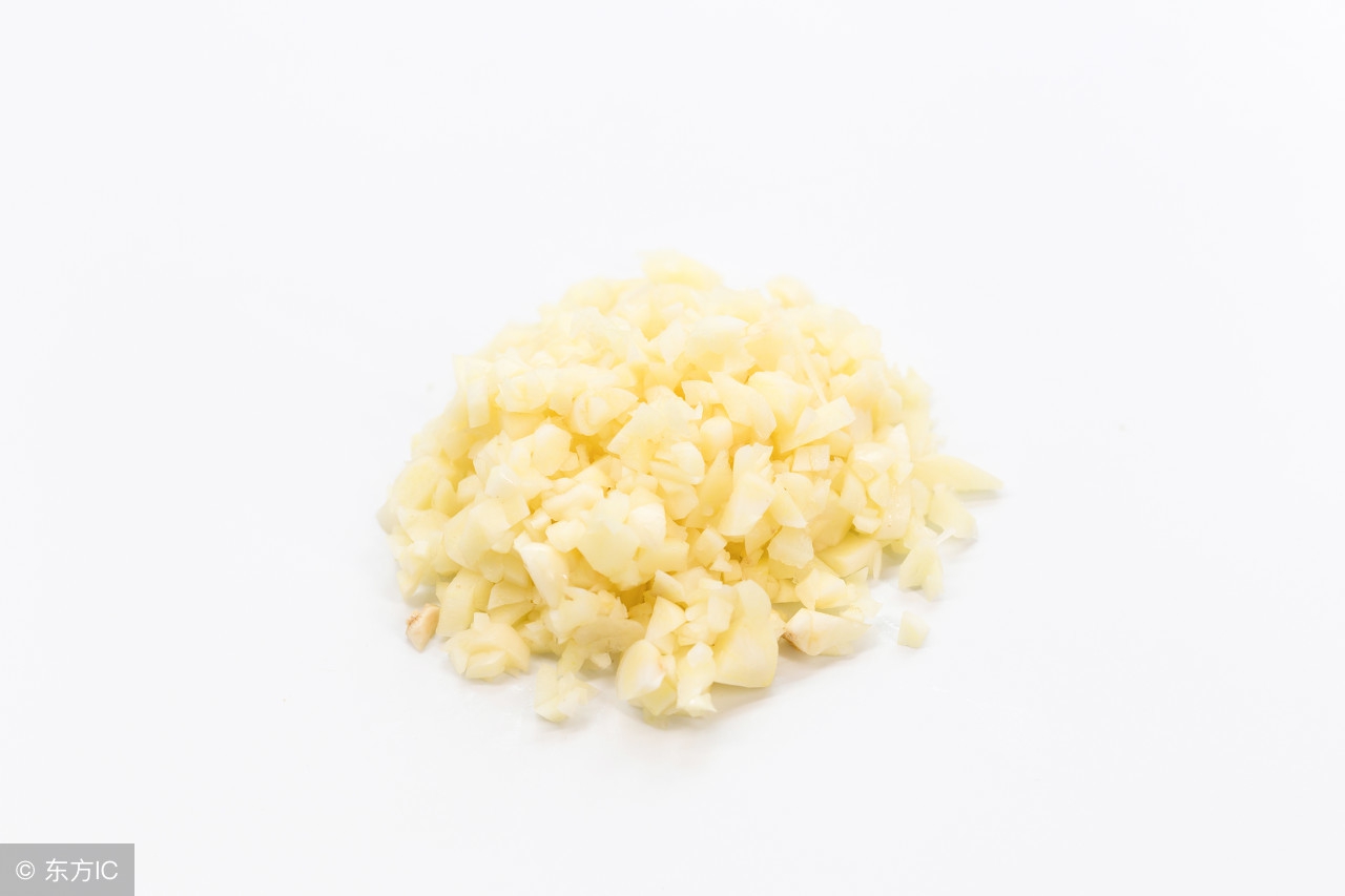 一瓣蒜，吃出7种健康！按照这5个“公式”，补肾活血，养肝护胃