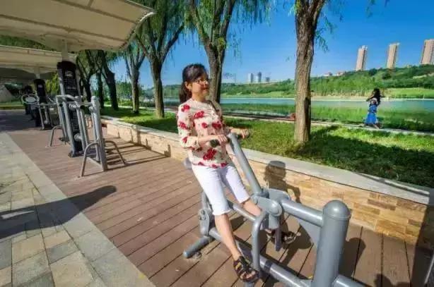 西安雁鸣湖跑道,西安城市运动公园跑道