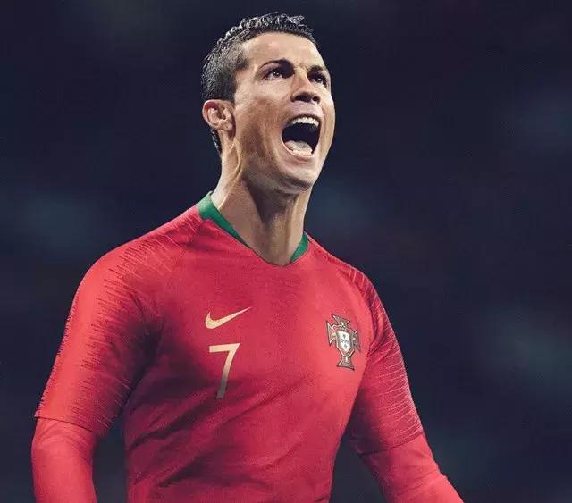 2018俄罗斯世界杯最酷的球衣,2018年俄罗斯世界杯用的足球形状