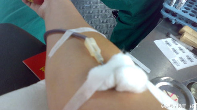 献血后身上没劲怎么办,献血后吃什么食物最好最快恢复