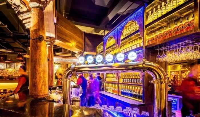 深圳世界杯去哪里看球,喝着啤酒看着球赛一起欢呼