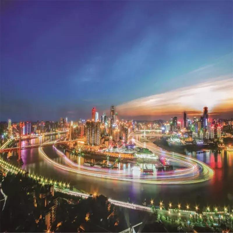 “想不红都难”系列：欢迎全世界的朋友来渝中蹭网