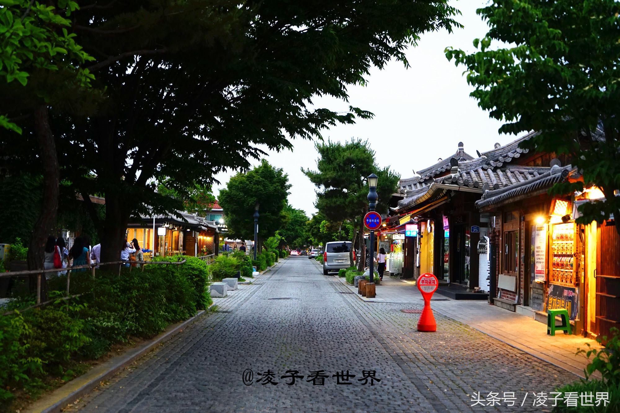 悠闲的走在乡村小路,悠闲漫步在李庄古镇