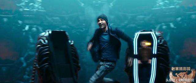 参赛者互相厮杀的人狼游戏，谁才能活到最后赢得巨额奖金？