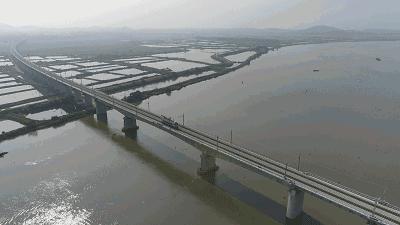 深茂高铁经过中山站吗,深茂高铁广东开通