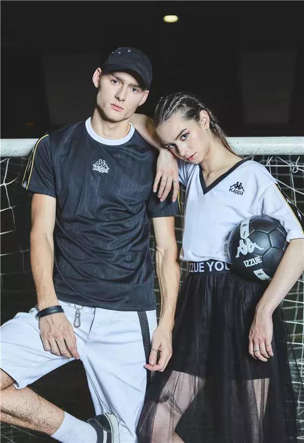 从姐弟恋到保姆上位世界杯球星背后的女人都不简单