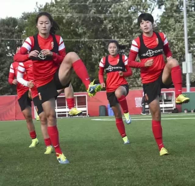 世界杯开幕式衣服,世界杯球员内裤