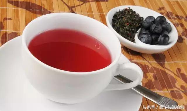 世界杯熬夜看球吃什么最好,熬夜看世界杯怎么缓解疲劳