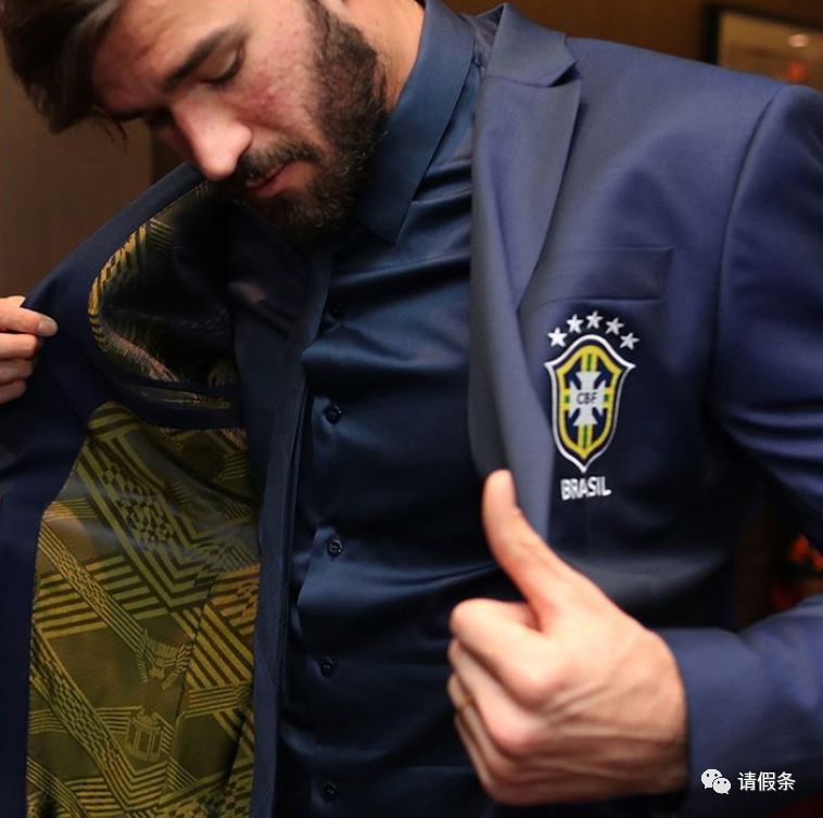 2018俄罗斯世界杯西装,2018世界杯法国队西服