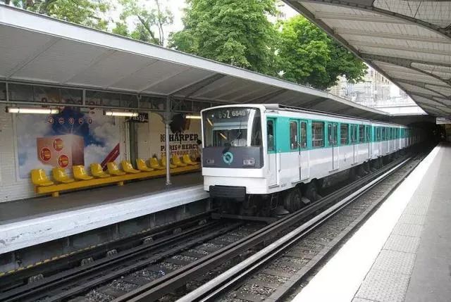 地铁6号线最新高清大图,不同国家的地铁六号线