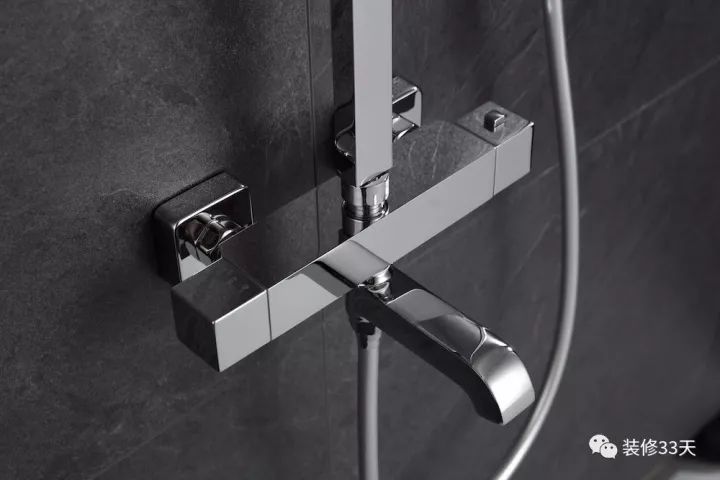 金色淋浴花洒和银色哪个好,黑色淋浴花洒性价比