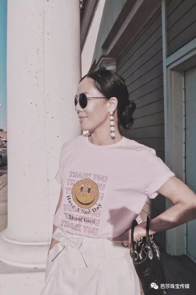 朴信惠戴的黑天鹅项链,朴信惠珍珠