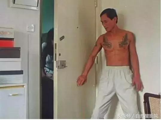 陈慧琳回应代孕风波，曝老公吸自己母乳，直言要脱衣服给看刀割