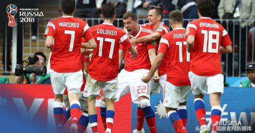 大张伟解说世界杯调侃自杀球员，网友炸了