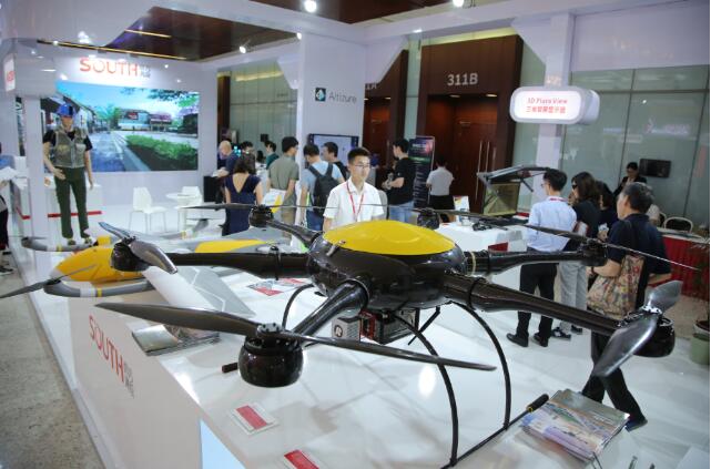 南方测绘精彩亮相WGDC2018，致力空间地理信息数据高效获取、应用与服务