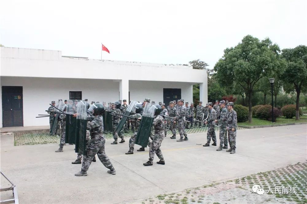 转业军官退役士兵,正营级军官退伍军人