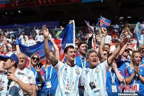 梅西的点球被人扑出过吗,马丁内斯扑出法国点球梅西