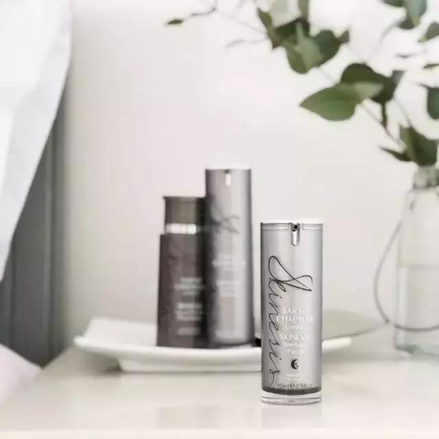 女生伪球迷看世界杯,伪球迷足球女孩