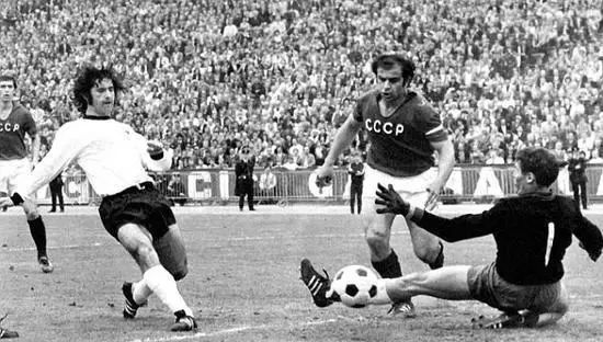 十大酒鬼,盘点历史十大酒鬼