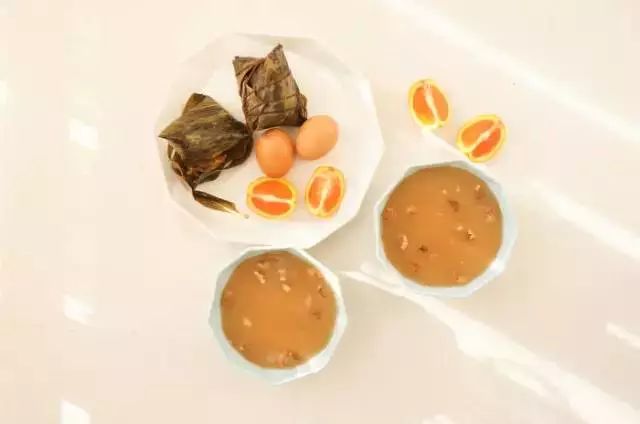 粽子吃了不排便怎么办,粽子吃不完怎么熬汤