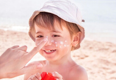 宝宝防晒很重要,最容易忽视的防晒部位