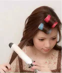 简单易懂又减龄的一款编发造型,侧编刘海编发教程简单又好看