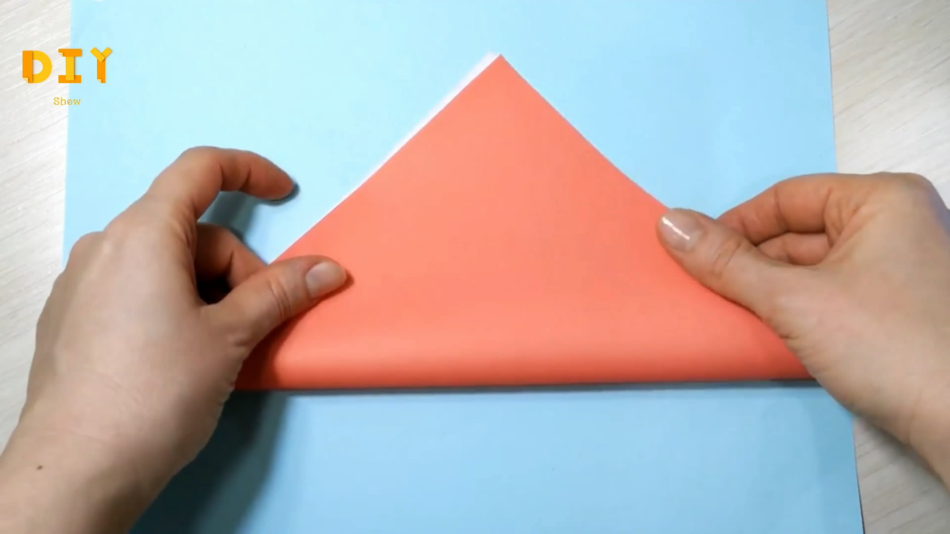 圆形心形花边怎么用平车做,圆形纸片怎么剪成心形花边