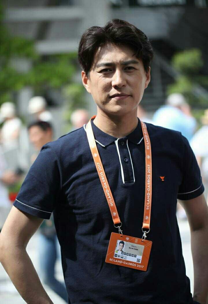 靳东世界杯预测,足球反向买别墅靠大海段子