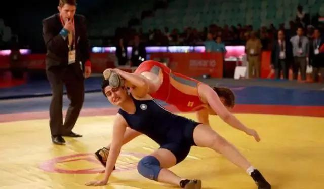 陈奕迅参加各个综艺节目,陈奕迅明星参赛