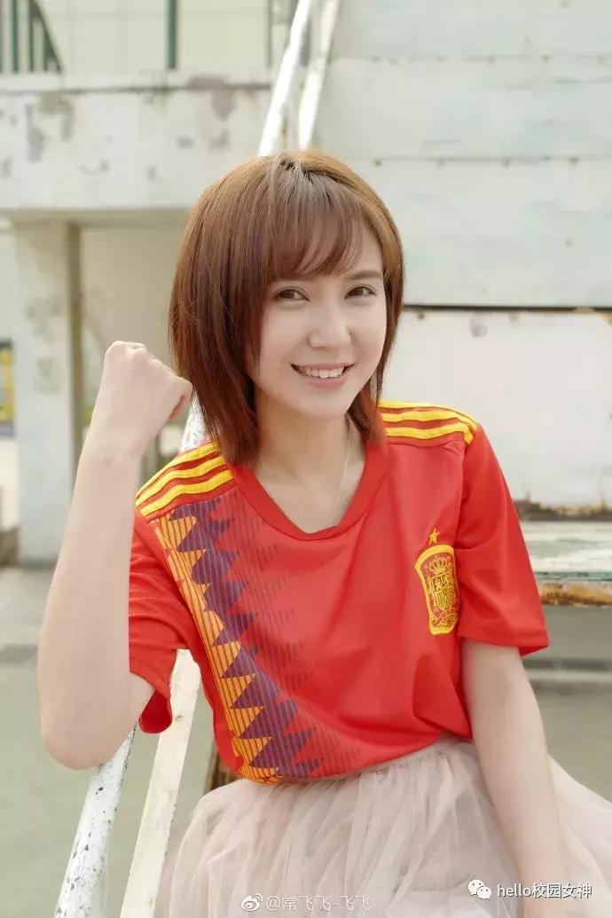 清纯可爱的美丽足球宝贝,清纯足球学生