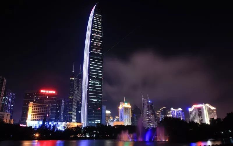 深圳的夜景哪个地方比较漂亮,深圳夜景灯光秀最佳观看地点