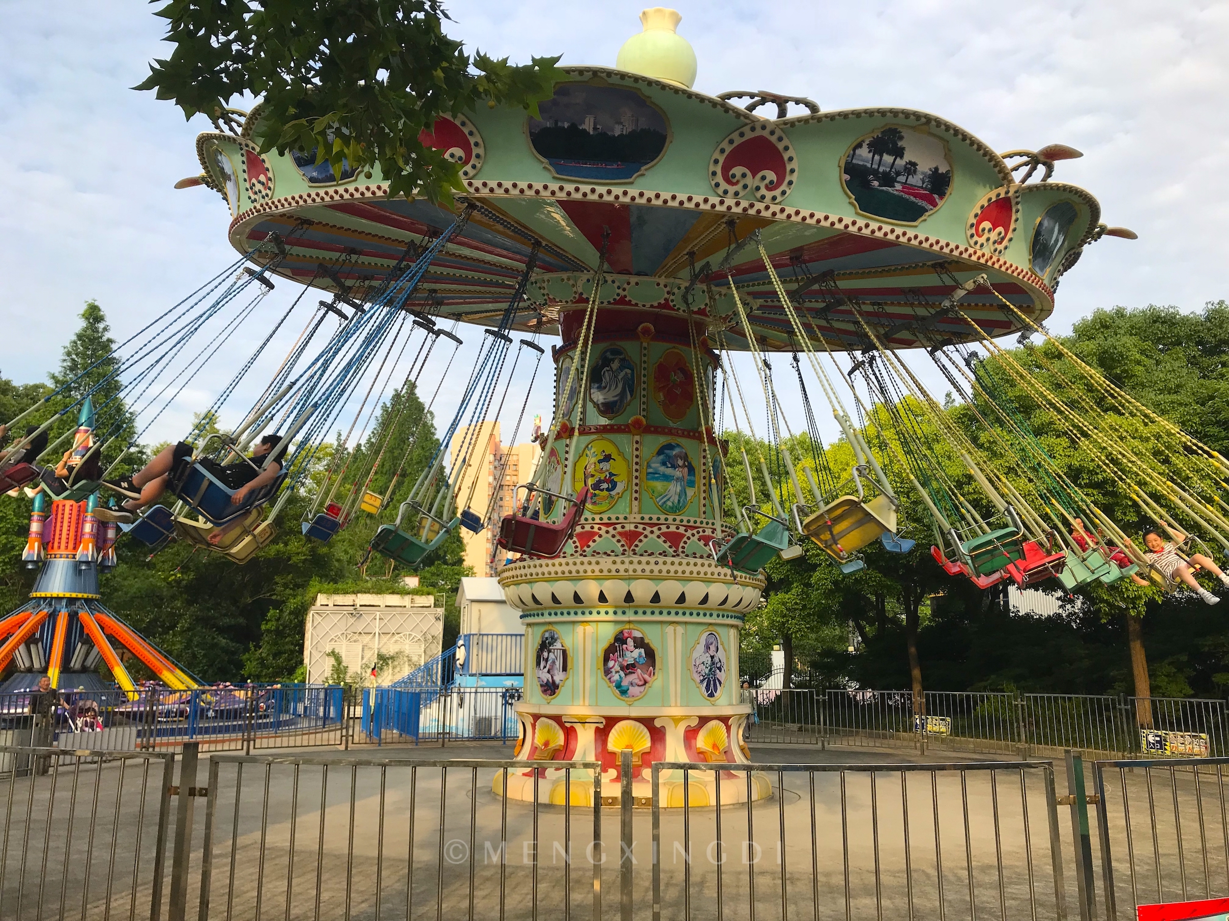 上海消暑园林好去处,上海初秋的长风公园