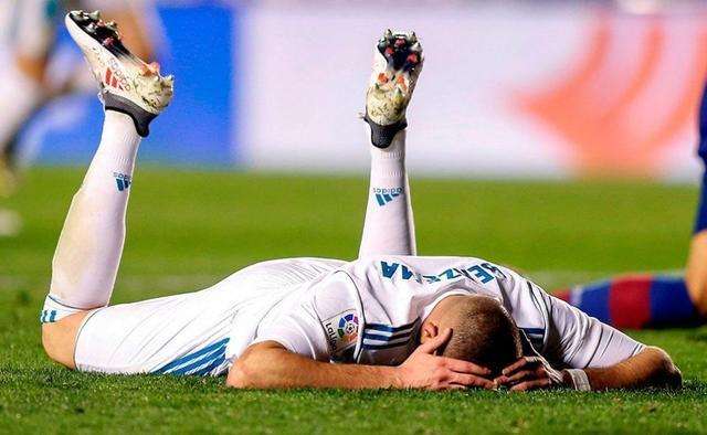 老婆或女朋友问你“足球有什么好”时，你把这12条理由甩给她