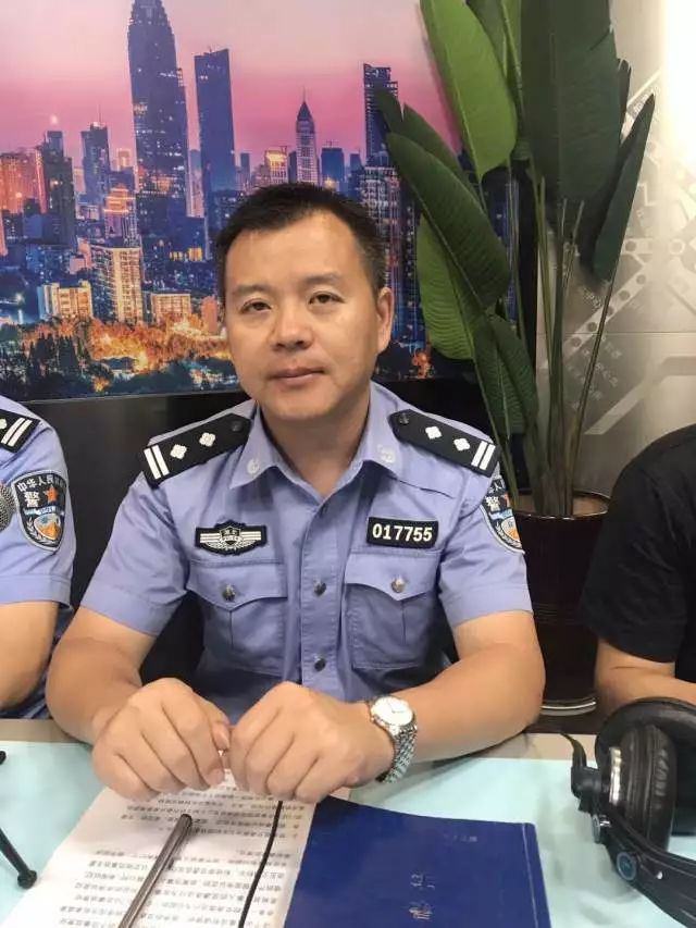 武汉市交管局事故大队,警官面对面