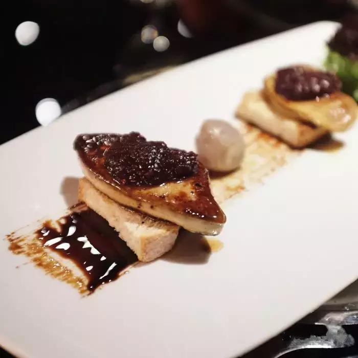 武汉最贵贵贵贵贵贵的土豪餐厅！吃过的都是有钱人！