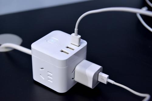 你包里缠绕的充电线，孕育着多大的一个市场？