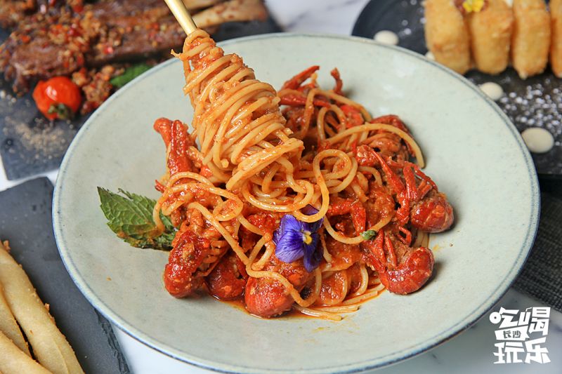 长沙4天三晚吃喝玩乐视频讲解,长沙逛吃72小时