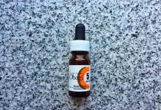 25岁熬夜用什么护肤品,25岁熬夜蜡黄肤色不均抗老