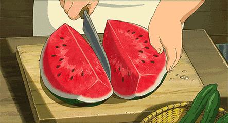 夏日吃西瓜，药物不用抓！西瓜几大功效和禁忌，了解一下