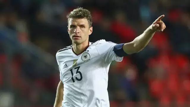 世界杯激战正酣之际,世界杯鏖战正酣