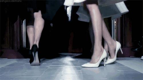 女孩倒地不起送医后发现中毒,10岁女孩中毒晕倒