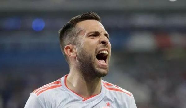 14年世界杯c罗和梅西,足球的迷信行为