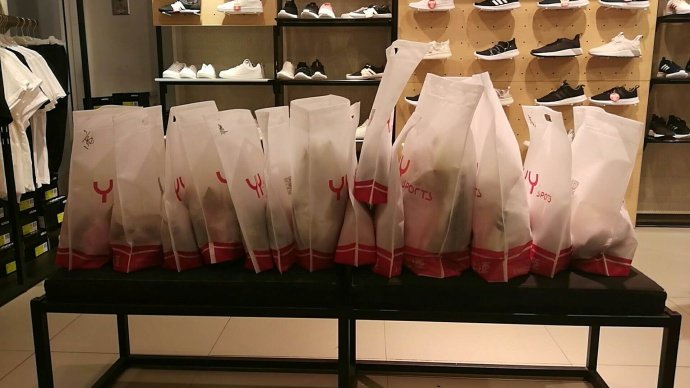 易烊千玺的忠实黑粉,易烊千玺的粉丝和黑粉