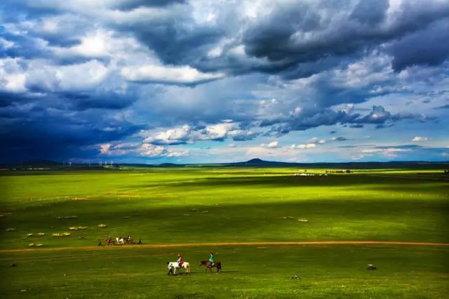 北京至内蒙古旅游坐什么火车,北京去内蒙古高铁旅游线路